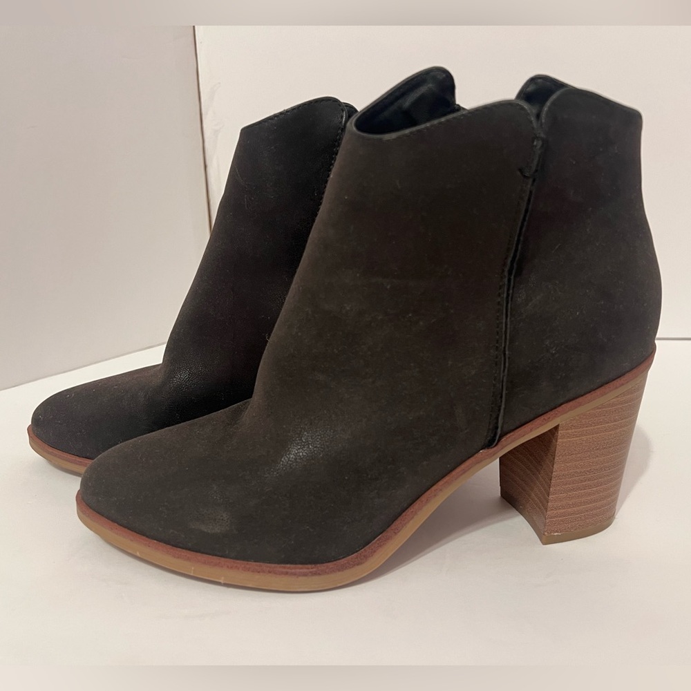 MIA Black Ankle Booties with Brown Heel